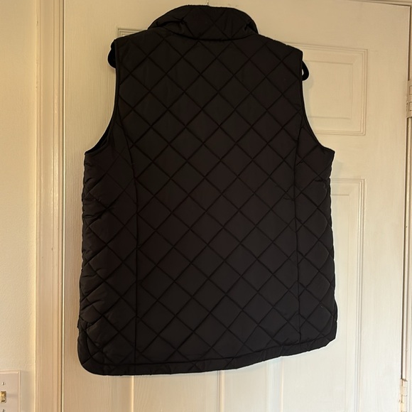 Lands End Vest - Picture 2 of 5